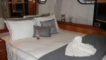 Takapuna - Guest Cabin as Queen